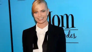 Jaime Pressly Embraces Direct-to-Fan Era with OnlyFans Debut