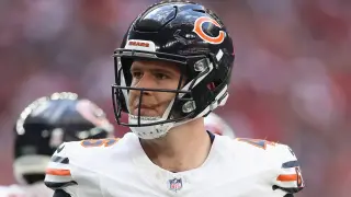 Packers Sign Ex-Bears Long Snapper Daly Ahead of Week 1