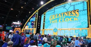 Browns eye late-first trade as draft chatter swirls