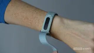 Lightweight, Screen-Free Health Tracking Hits a Sweet Spot