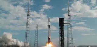 SpaceX Debuts Robotic Satellite Servicing to Extend GEO Lifespans