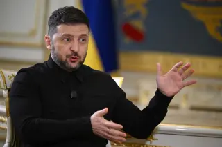 Zelensky Accuses U.S. of Aligning With Moscow, Highlights Travel Imbalance