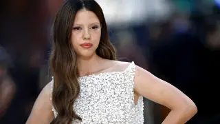 Mia Goth Condemns Instagram for Viral AI Deepfake Amid Divorce Filing