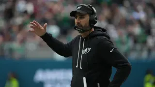 Sirianni Blames Own Kickoff Decision for Eagles' 19-17 Loss to Jaguars in London
