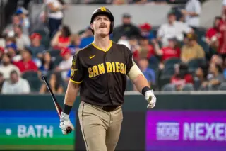 Padres shake up catching depth, designate Blake Hunt