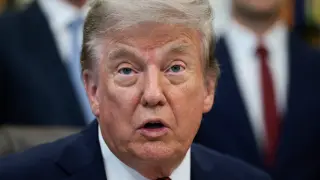 Trump pauses Iran strikes amid fragile diplomacy and Hormuz tensions