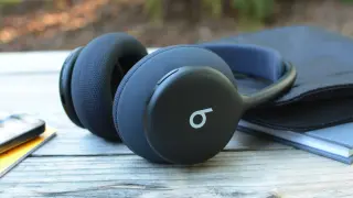 Beats 360 Launches with Interchangeable Cushions and IPX4 Sweat Resistance