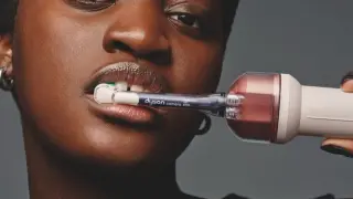 Dyson’s CameraJet AI Toothbrush Guides Water Flossing