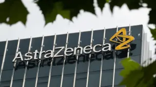AstraZeneca stock slides after FDA advisory panel rejects camizestrant