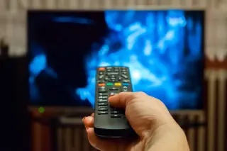 EchoStar's Dish DBS Targets Chapter 11 Amid Debt Overhang and Cord-Cutting Pressures