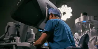 Intuitive Surgical Stock Dips on Solid Quarter, but Bulls See Long-Term Value