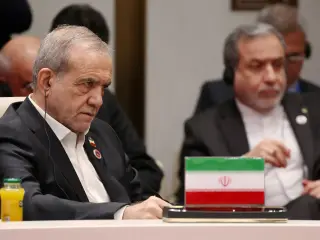 Iran Unites Under Pressure as U.S. Sanctions Tighten and Fuel Reforms Loom