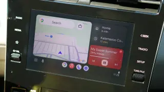 Jimothy the raccoon debuts weather alerts for small Android Auto screens
