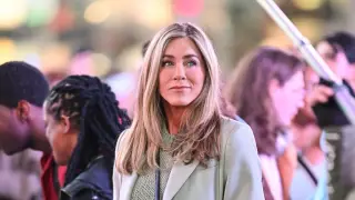 Jennifer Aniston's romance with Jim Curtis sparks mixed reactions from her inner circle