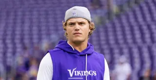 McCarthy Keeps Vikings QB Seat, Banks Emerges as Long-Term Bet