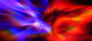 Quantum Switch Rewrites Heat Flow by Scrambling Cause and Effect