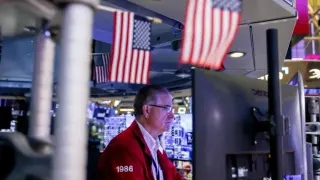 Tech rally cools as SpaceX IPO jitters rattle the Nasdaq