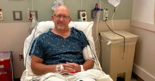 West Side pastor battles Stage 3 cancer as community rallies behind him