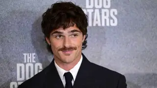 Elordi Dodges James Bond Question at The Dog Stars London Premiere