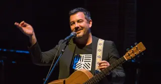 Duncan Sheik’s health status labeled critical but stable, family seeks privacy