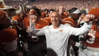 Sarkisian’s brief ESPN moment fuels online debate after dramatic Texas comeback