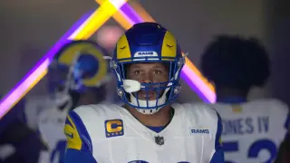 Donald returns to Rams on incentive-packed one-year deal