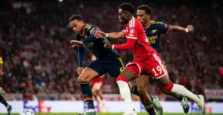 Kompany’s Tactical Experiments Yield Data, Not Victory, in 2-2 Bayern-Arsenal Draw
