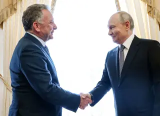 Witkoff’s St. Petersburg Visit Yields No Concessions as Trump Envoy Praises Putin