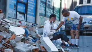 Rescuers push to reach survivors as Colombia endures deadly 7.4 quake
