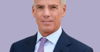 Truist CEO Mike Lyons Launches Major Restructuring to Fix Underperformance