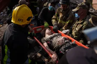 Kramatorsk Bus Strike Kills Dozens as Ukraine Hits Russian Refineries