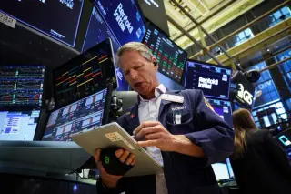 Tech rout deepens as Trump vows response after downed helicopter