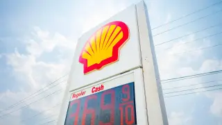 Shell rides higher energy prices to stronger Q1 profits, unveils ARC Resources deal