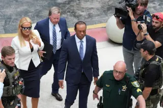 Woods avoids DUI label, accepts no-contest on reckless driving in Florida crash
