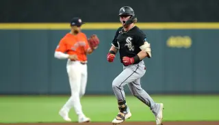 White Sox sweep Astros, end 21-year playoff drought