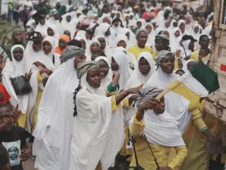 Nigeria mobilizes rescue mission to recover hundreds abducted from mosques ahead of elections