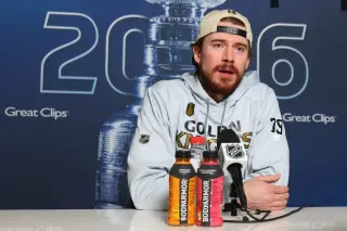 Hart Pursues Stanley Cup as Past Scrutiny Lingers