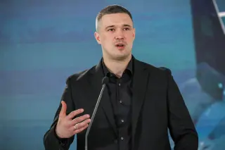 Zelensky shakes up Ukraine’s leadership with defense minister dismissal