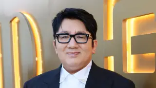 Seoul Police Seek Detention Warrant for BTS Founder in IPO Probe