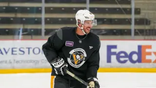 Penguins Kick Off Condensed Camp, Betting on Youth for 2026-27