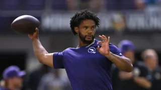 Murray Limited in Vikings Practice as Concussion Protocol Lingers