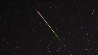 Sky’s Canvas: Stunning 2026 Perseid Photos Capture a Meteor-Rich Night