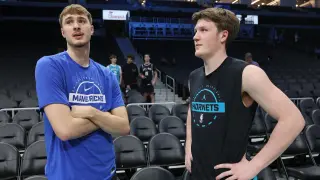 MVP Showdown Sparks as 2026 NBA Award Finalists Are Revealed