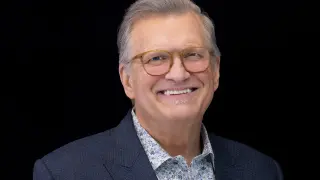 Drew Carey to Host Reimagined 'Undercover Boss' Season 12 on CBS