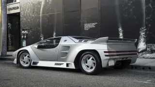 Vector W8: America's Independent Supercar Dream That Faded