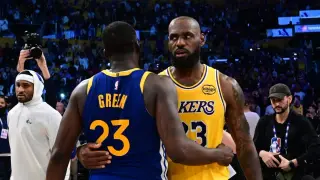 Green hints at No. 5 switch if LeBron joins Warriors