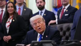 DOJ eyes settlement in Trump's $10B IRS leak case