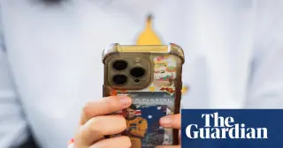 French top court blocks Macron's plan to bar under-15s from social media