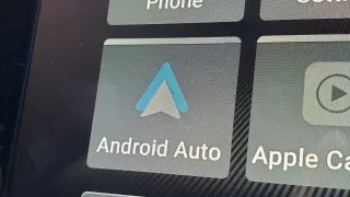 Android Auto Secret Menu Lets You Tinker with Wireless Playback and Sideloaded Apps