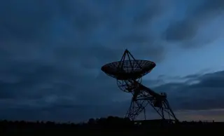 How a 1933 Hiss Gave Birth to Radio Astronomy